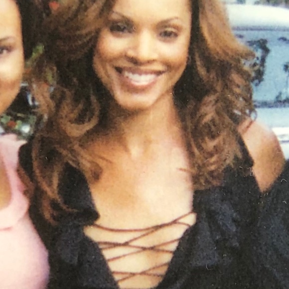 I’m Sandra. Stop by, take a look at my Vintage Designer Clothing closet! - Picture 16 of 16